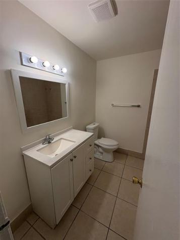 1856 NW 52nd Avenue Lauderhill Fl 33313