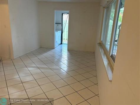7659 NW 74th Avenue Tamarac FL 33321
