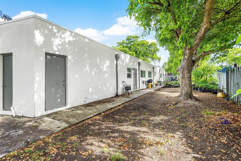 620 SW 7th Street 1-7 Pompano Beach FL 33060