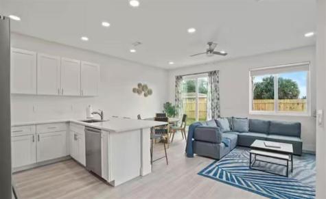 1547 W 26th Court Riviera Beach FL 33404