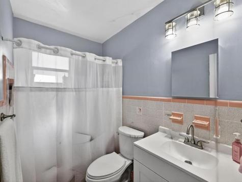 1632 NE 33rd Street #1-2 Oakland Park FL 33334