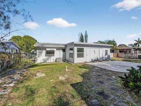 1632 NE 33rd Street #1-2 Oakland Park FL 33334