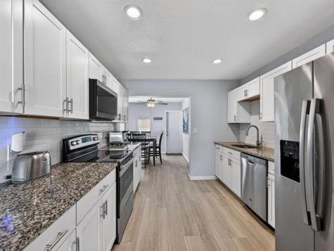 1632 NE 33rd Street #1-2 Oakland Park FL 33334