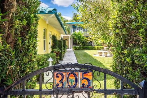 305 Hibiscus Avenue Pompano Beach FL 33062