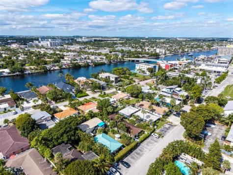 305 Hibiscus Avenue Pompano Beach FL 33062