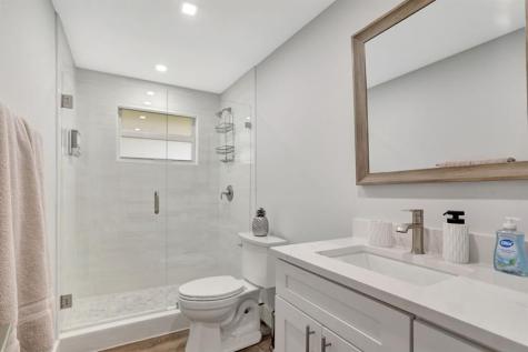 305 Hibiscus Avenue Pompano Beach FL 33062