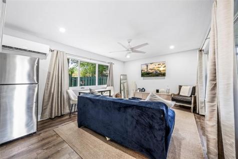 305 Hibiscus Avenue Pompano Beach FL 33062