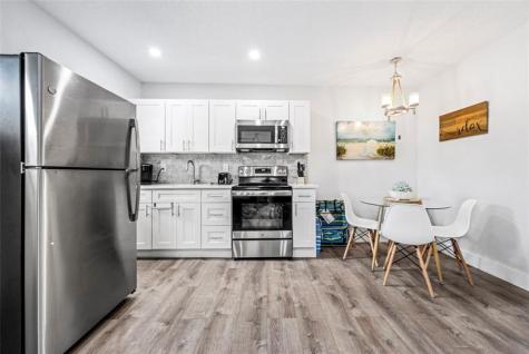 305 Hibiscus Avenue Pompano Beach FL 33062
