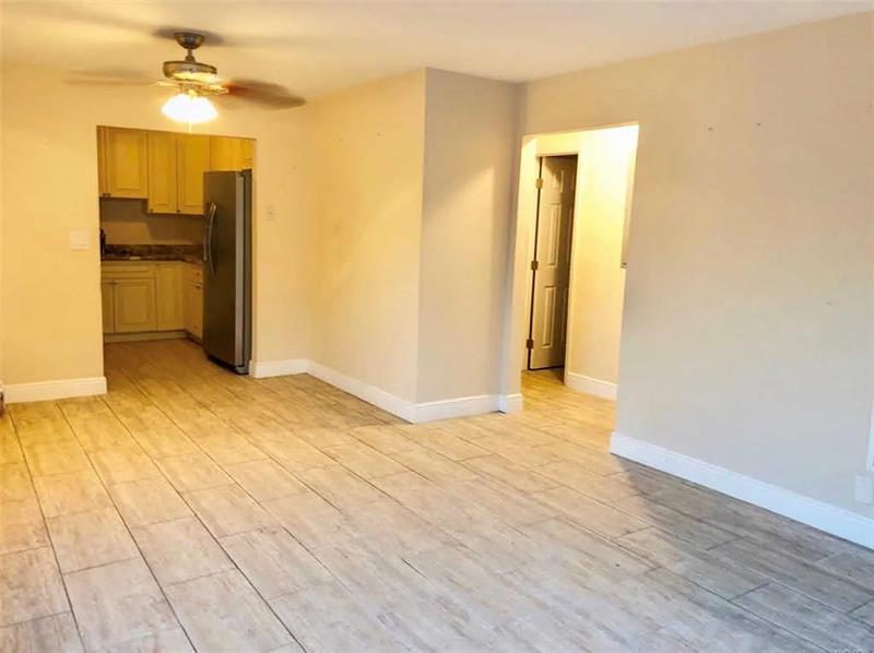 3502 Riverside Drive Coral Springs FL 33065