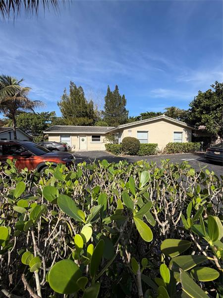 3502 Riverside Drive Coral Springs FL 33065