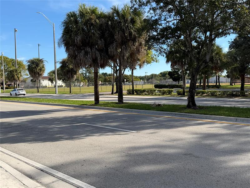 3502 Riverside Drive Coral Springs FL 33065