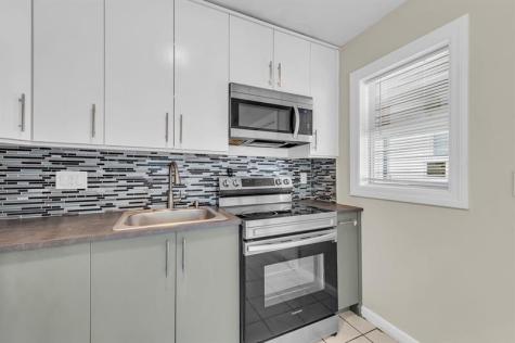 728 20TH Street West Palm Beach FL 33407