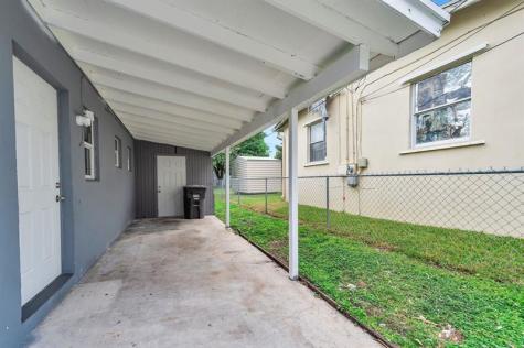 728 20TH Street West Palm Beach FL 33407