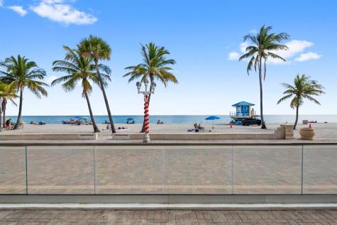 2203 N Surf Road Hollywood FL 33019