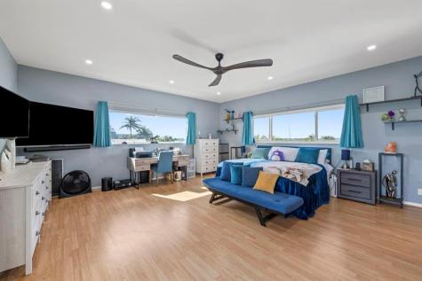 2203 N Surf Road Hollywood FL 33019