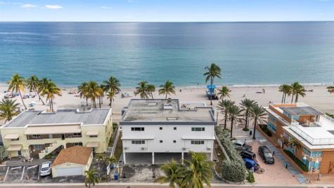 2203 N Surf Road Hollywood FL 33019