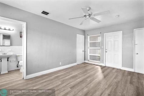 1925 NE 26th Street Wilton Manors FL 33305