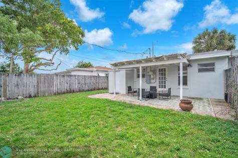 1925 NE 26th Street Wilton Manors FL 33305