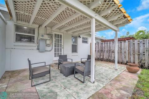 1925 NE 26th Street Wilton Manors FL 33305