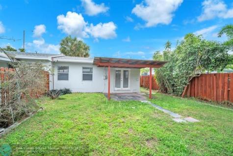 1925 NE 26th Street Wilton Manors FL 33305
