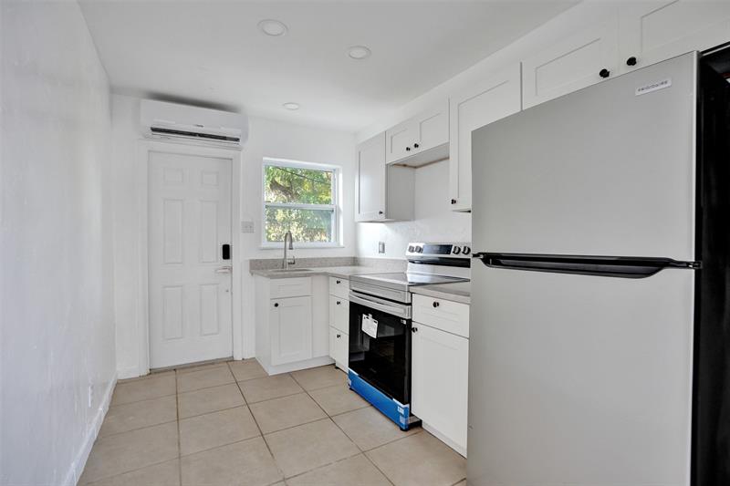 306 NE 13th Avenue Pompano Beach FL 33060