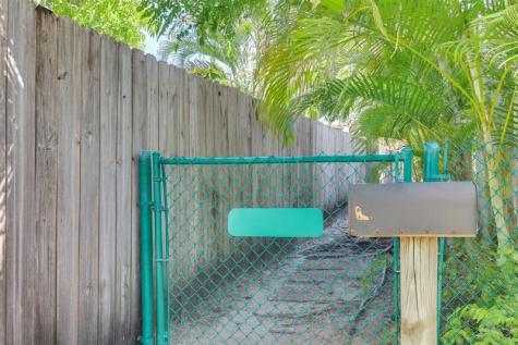 1933 Taylor Street Hollywood FL 33020