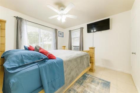 1933 Taylor Street Hollywood FL 33020