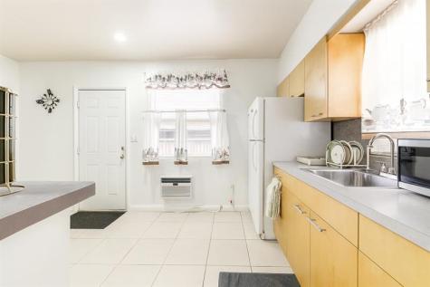 1933 Taylor Street Hollywood FL 33020