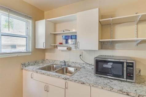 1933 Taylor Street Hollywood FL 33020