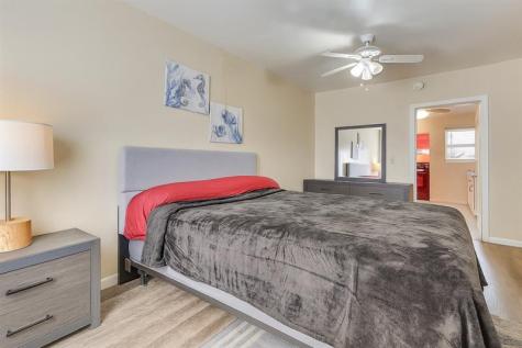 1933 Taylor Street Hollywood FL 33020