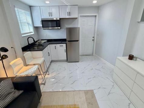 851 NW 4th Avenue Pompano Beach FL 33060