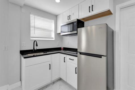 851 NW 4th Avenue Pompano Beach FL 33060