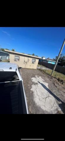 810 N 17th Street Fort Pierce FL 34950
