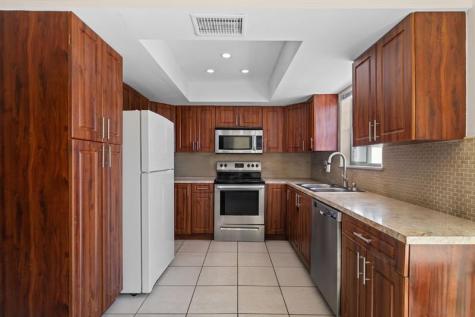 400 NE 2nd Street Boynton Beach FL 33435