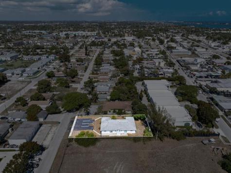 400 NE 2nd Street Boynton Beach FL 33435