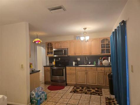 296 Alemeda Drive Palm Springs FL 33461