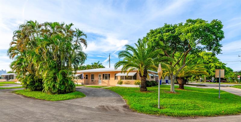 2581 NE 11th Court Pompano Beach FL 33062