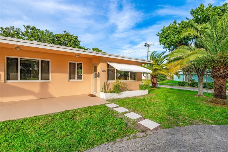 2581 NE 11th Court Pompano Beach FL 33062