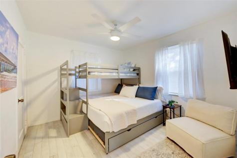 1944 NE 5th Street Deerfield Beach FL 33441