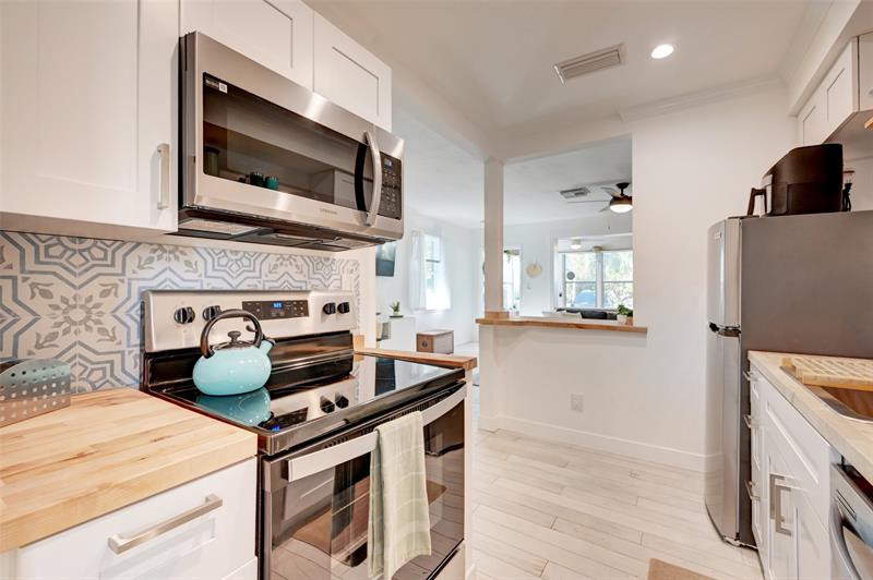 1944 NE 5th Street Deerfield Beach FL 33441