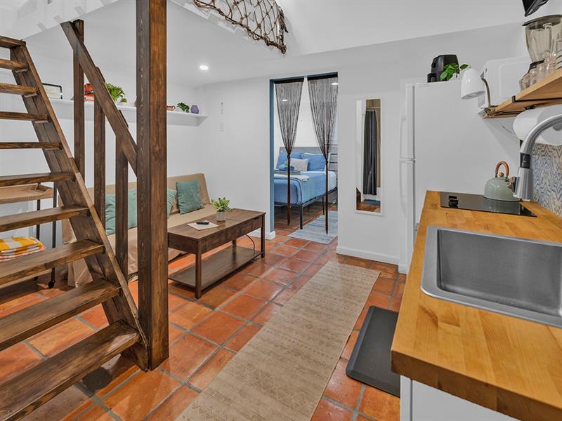 1944 NE 5th Street Deerfield Beach FL 33441