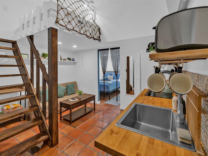 1944 NE 5th Street Deerfield Beach FL 33441