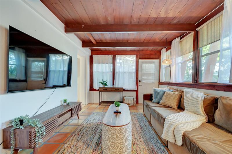 1944 NE 5th Street Deerfield Beach FL 33441