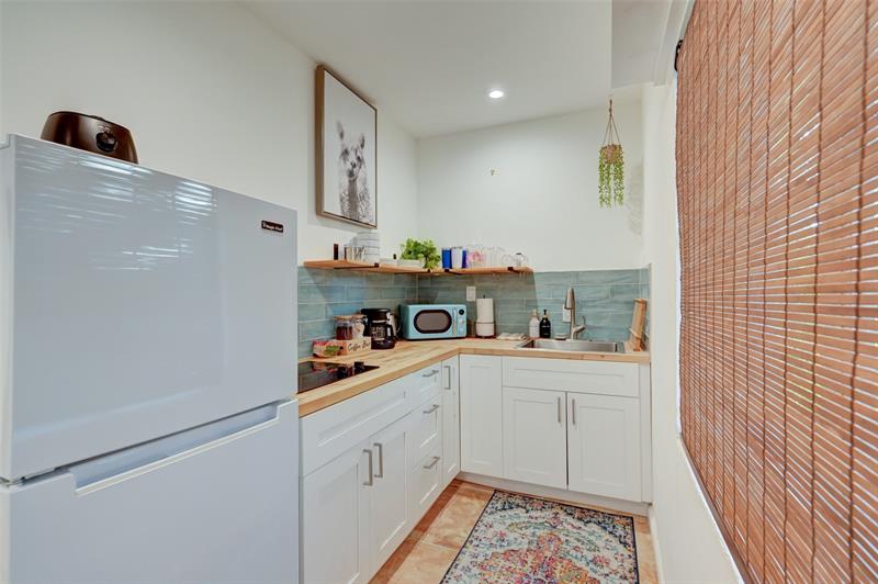 1944 NE 5th Street Deerfield Beach FL 33441