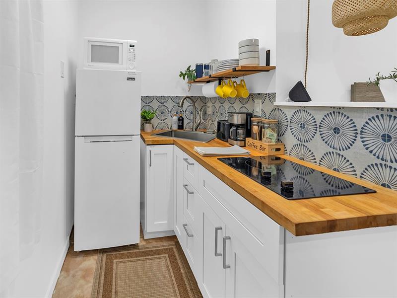 1944 NE 5th Street Deerfield Beach FL 33441