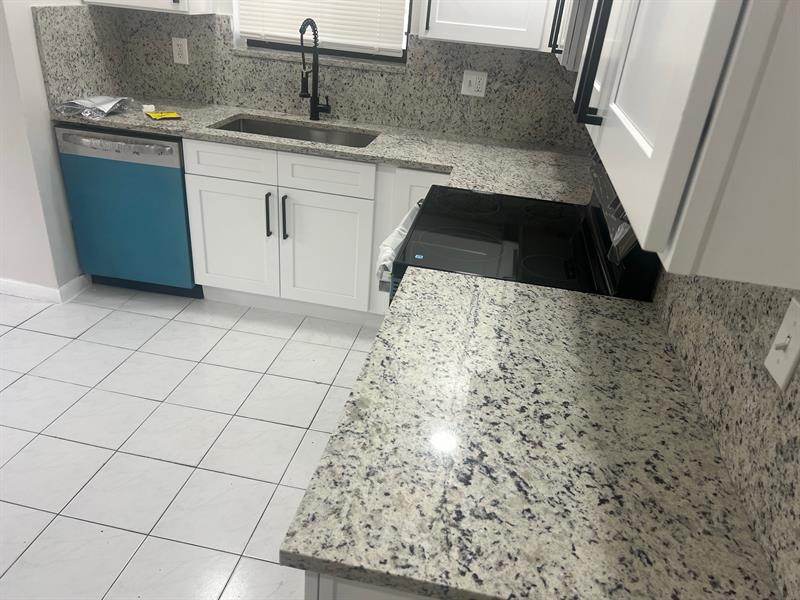 11530-32 NW 43rd Street Coral Springs FL 33065