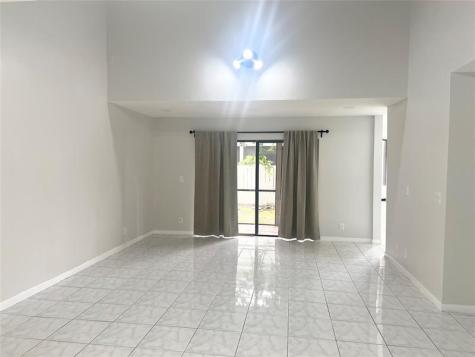 11530-32 NW 43rd Street Coral Springs FL 33065