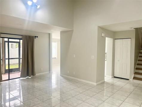 11530-32 NW 43rd Street Coral Springs FL 33065