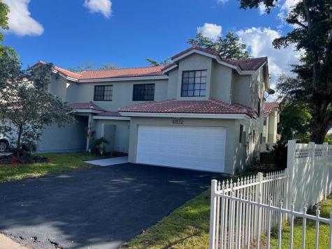 11530-32 NW 43rd Street Coral Springs FL 33065