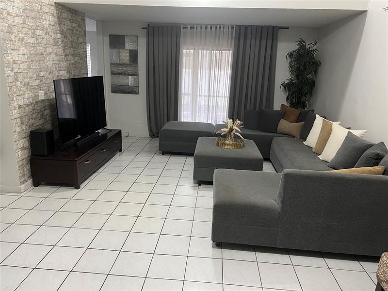 11530-32 NW 43rd Street Coral Springs FL 33065